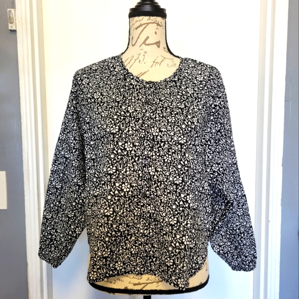 Outerknown Organic Cotton Micro Floral Cottagecore Blouse LIKE NEW Size XS‎